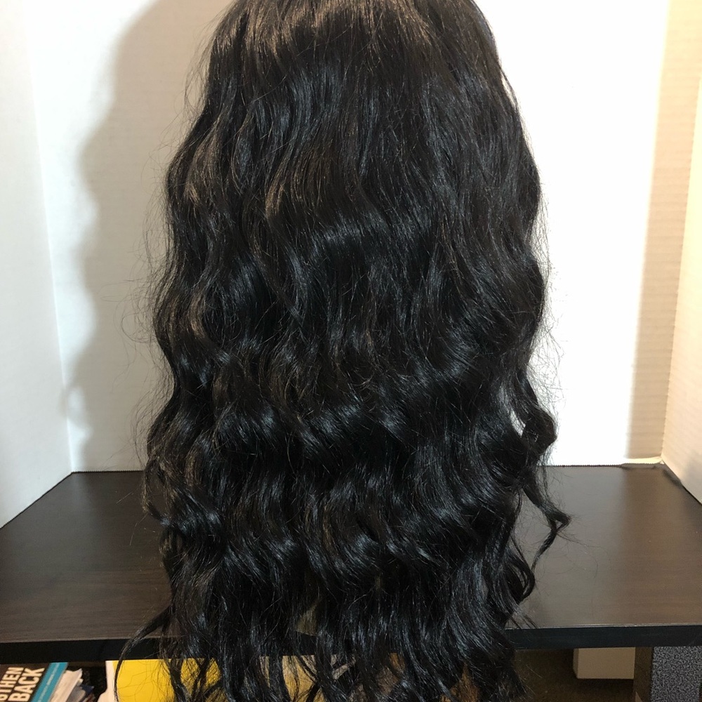 Wig - Picture 5 of 5